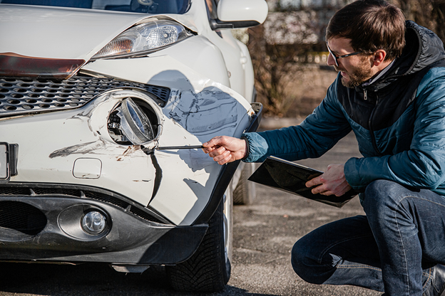 inspection of vehicle damage 